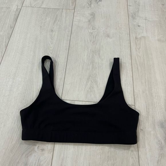 Vuori Other - Vuori womens sports bra size s